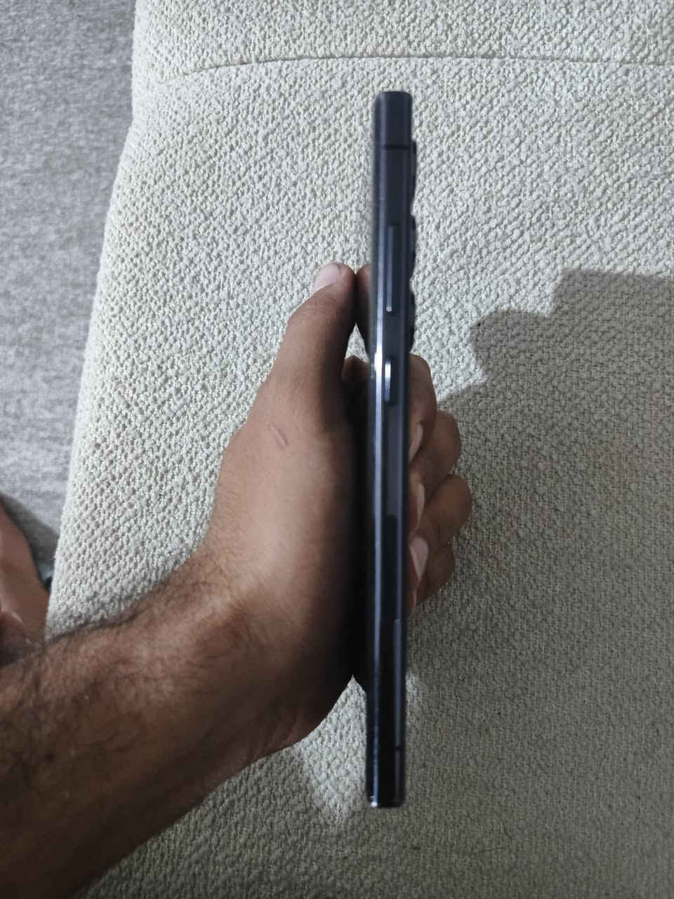 سامسونك اس ٢٣ الترا للبيع نضافه ٩٠% شوفت عينك الجهاز خير من الله بطارية كامرات واداء رهيب مكفول من التصليح ومن اي مشكله السعر ٦٥٠ الف رقمي ***********
