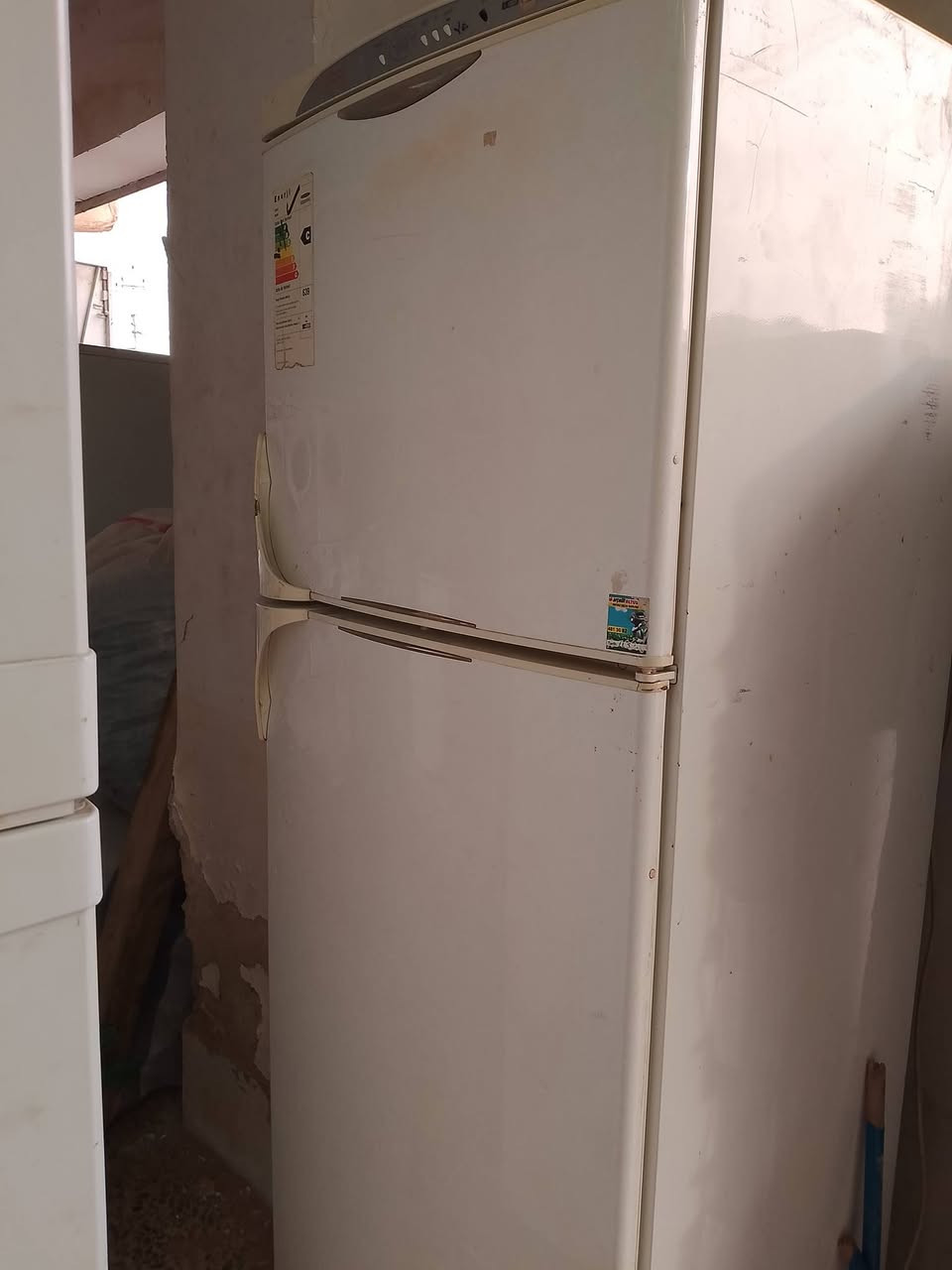 السلام عليكم. برادات وثلاجات  للبيع  دواشك طبيه نفر وا نفرين 👍 طباخات  تصل ع رقم تالي ***********
