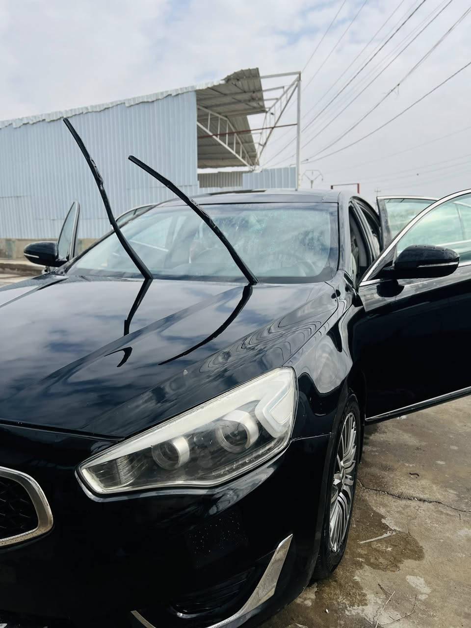 السلام عليكم
كيا كادنزا 

موديل2014 خليجي 

محرك 3500– 6 سلندر

رقم بغداد الجديد 
  

السيارة جاهزة من كلشي بدون اي نقص 

المواصفات✅ فول لفول

-تشغيل بصمة مع بصمة الابواب الامامية

داخل VIP 

-انارة بالمرايات والابواب الامامية

-كاميرا وحساسات خلفية

-بردة خلفية متحركة

تحكمات خلفيه تبريد مسجل 

-تبريد قطعتين

-تخم تاير جديد

-كشنات كهربائية جلد تدفئه

-لد امامي وخلفي

-تحكم كامل بالستيرن

-شفتات ستيرن رياضي

-نظام ترحيب 

-سماعات انفنتي 12 سماعة

-اشاير مري+شفط+مري اوتو مع البك

سايد برك بصمه

خزن ميمري

فتحه طكتين بنرامه   

وباقي مواصفات الكادينزا معروفه

**اخوان بل عافيه ع ياخذه السياره 

السياره جديده ومابيه اي عيب او نقص

***********
*********** واتساب
