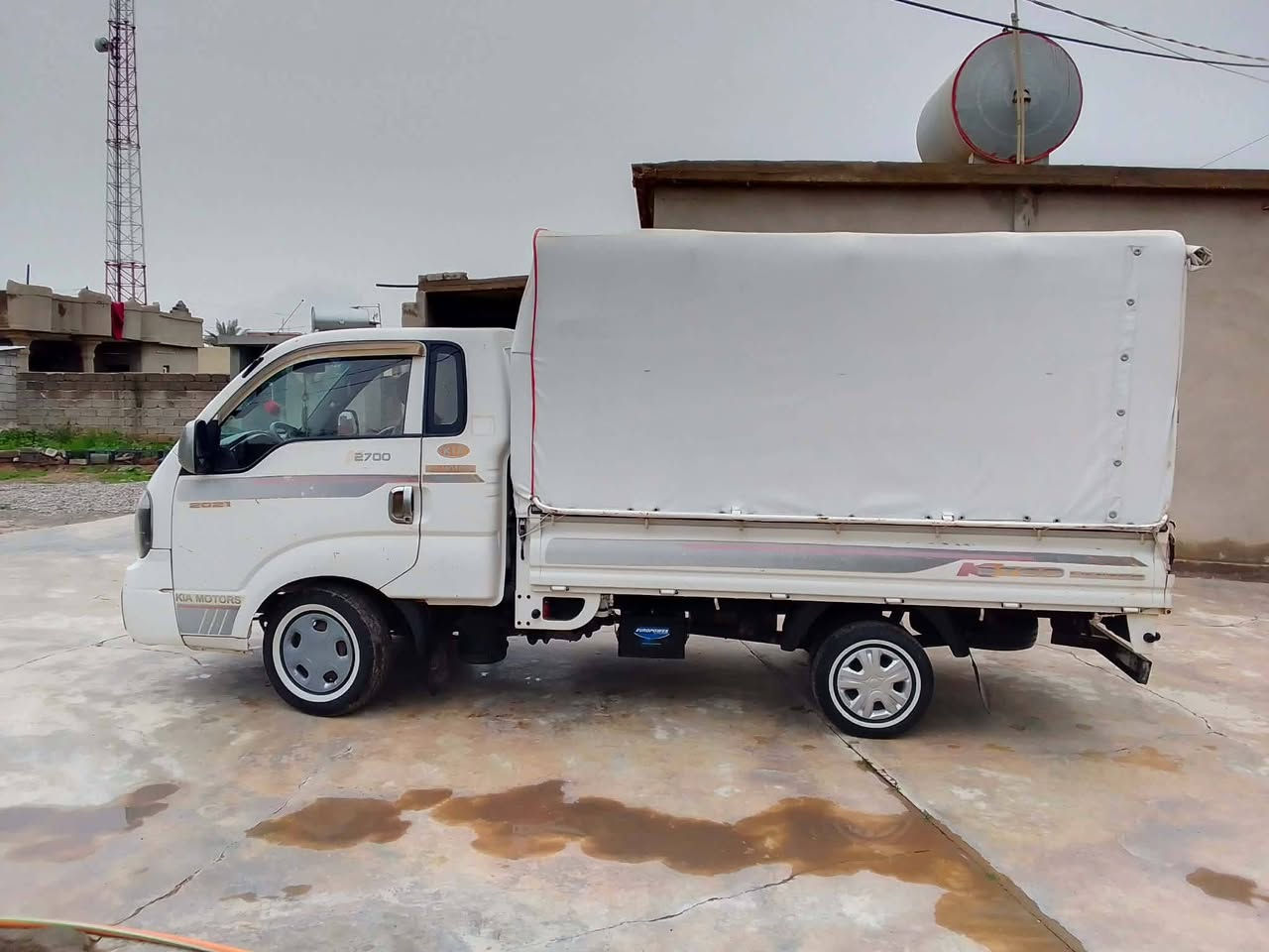 كيا حمل موديل2015 للبيع 

رقم نينوئ  شرط التحويل 

بدون ضرر  السيارة جاهزة 

القياره /قاطع السبعاويين-قرية سيداوة

رقم 📱 الهاتف ***********
