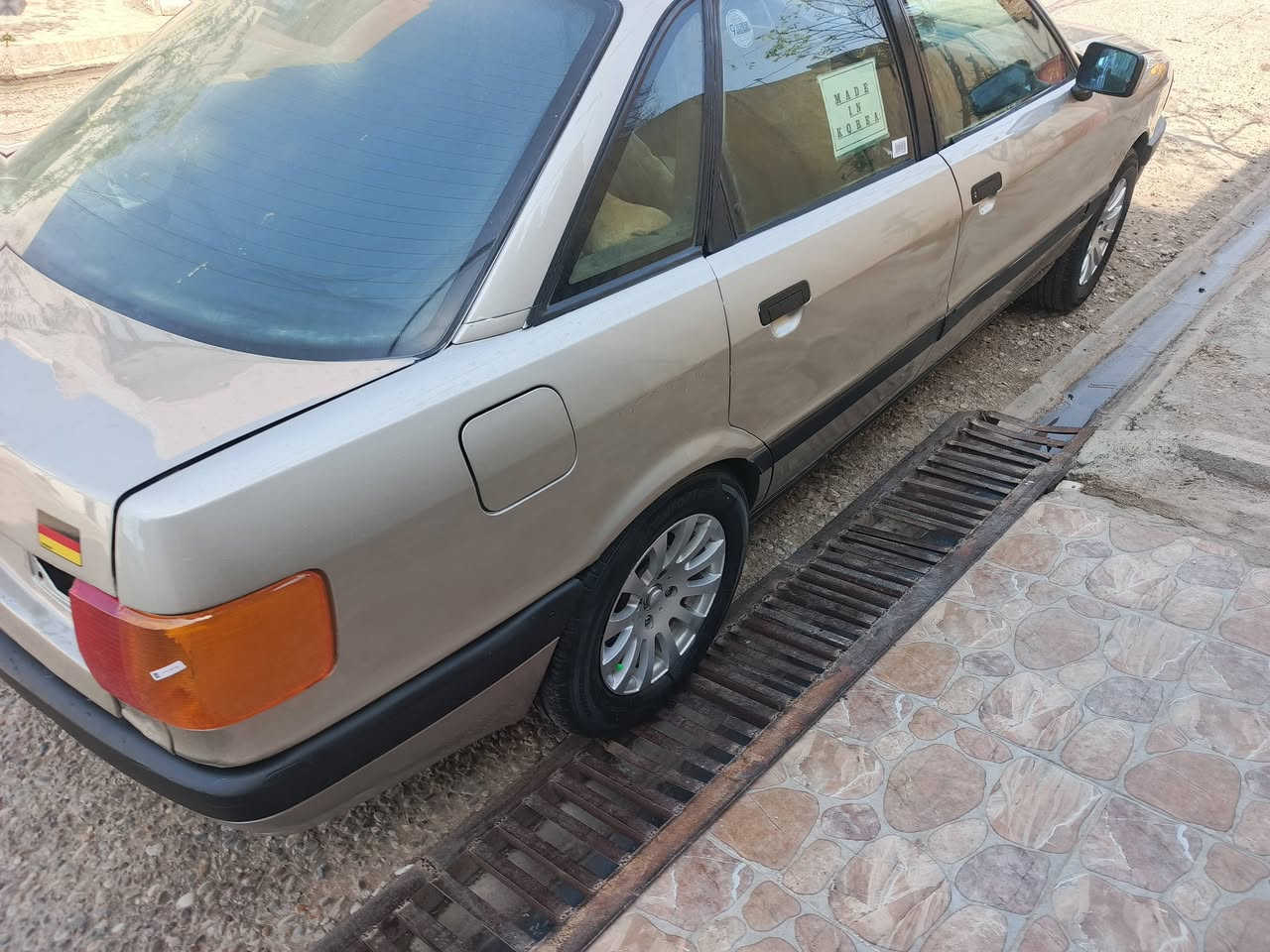 للبيع اودي موديل 1989 كير محرك شرط سياره جاهزه من كل نواحي صدر تايرات كهربايت شرط  سنويه صاقطه شرط تحويل شرط اضبار او قرص دفتر بانزين بي سياره بدون ضربه بس صبغ عام جماليه مكان كركوك خابر عل رقم سعر 24 بي مجال بسيط ***********
