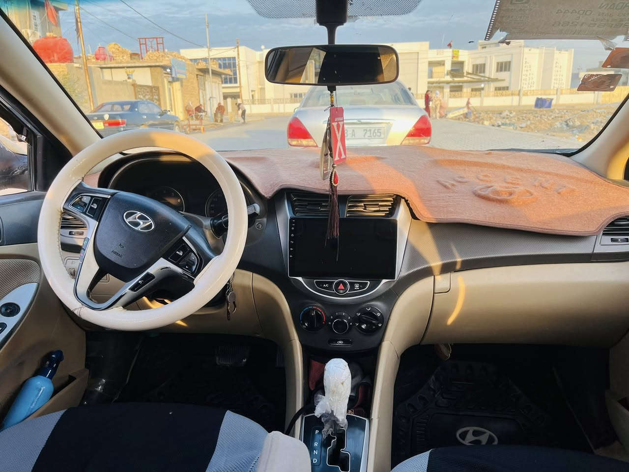 سلام عليكم اكسنت موديل 2013 خليجي ابسمي ساره رقم بغداد مكان كوت تخم تاير حداديه جديد سعر 75 وبيه مجال  غير متواجد على نت ***********
