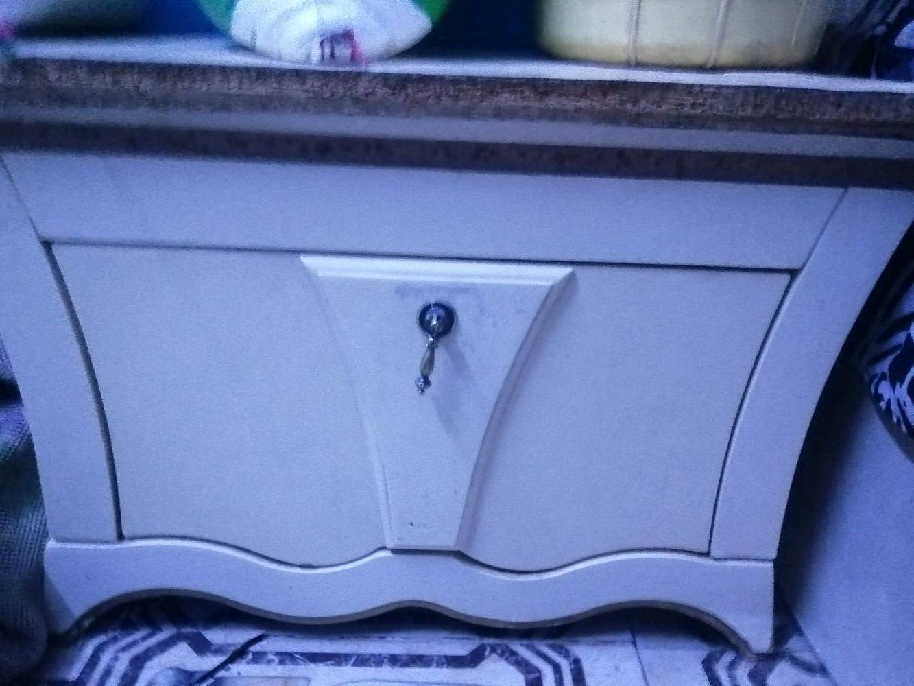 السلام عليكم غرفه تركيه ست قطع سعر 175 بغداد جكوك ***********