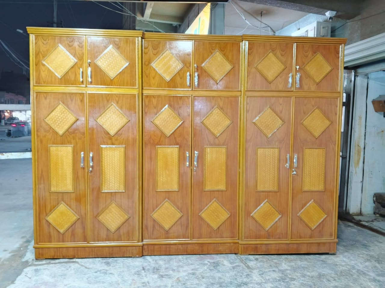 السلام عليكم/الحجز الأولوية 💥✨
غرفه تفصال صاج عراقي
سعره مناسب جدا 650 
توصيل بغداد ومحافظات بكروه🚛🔥
عنوان بغداد
 الأمين الثانيه 
 واتساب ‏‪+964 777 483 6138‬‏


**إذا كنت صاحب هذا الإعلان وتريد حذفه لأي سبب، رجاءا أرسل رسالة إلى الدعم الفني**