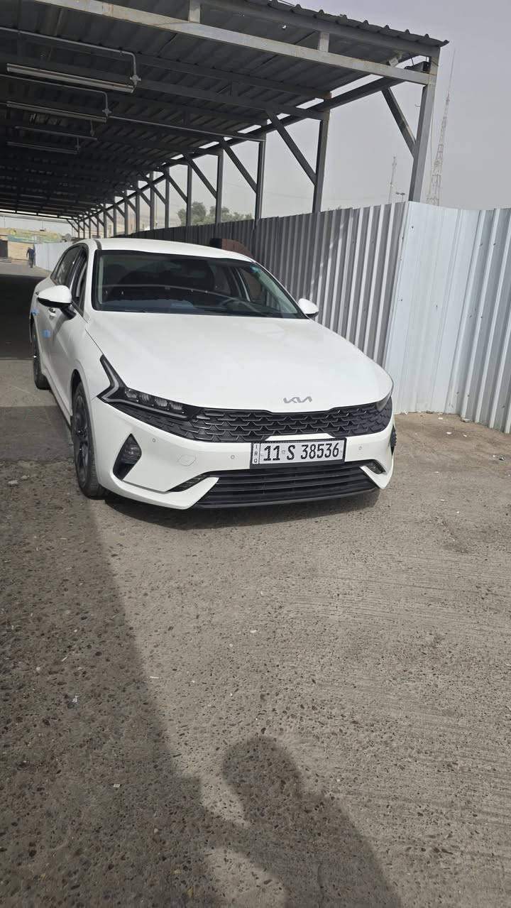 لسلام عليكم
كي فايف 23 وكاله الدوليه ام الضمان وبعدها بضمان الشركه فول عده البنوراما
بيها صبغ بالبنيد عله كد الضربه يعني ربعه ماشي( 29الف كيلو) 
رقم بغداد بأسمي
*********** واتساب 
*********** اتصال
