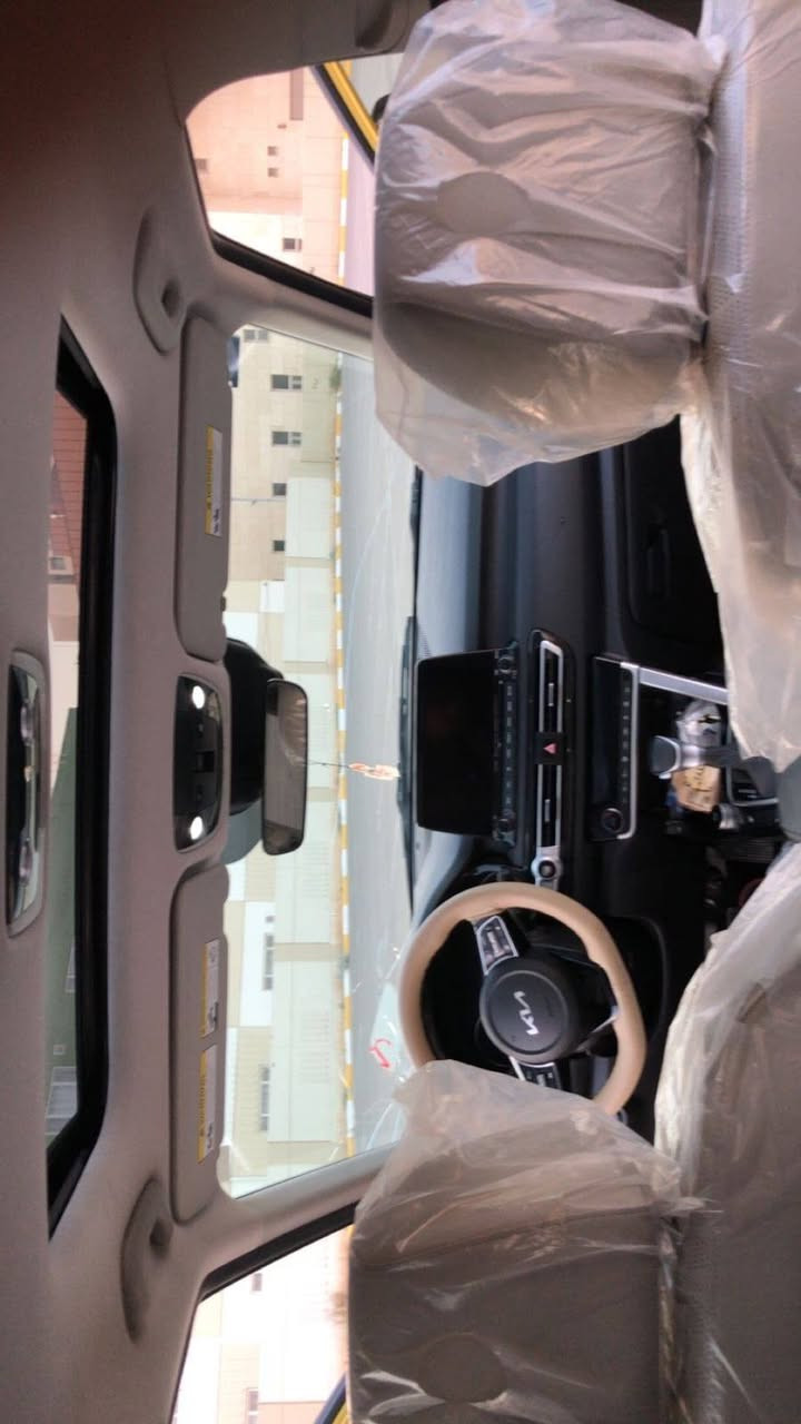 السلام عليكم للبيع فقط كيا سيلتوز وارد امريكي  فول مواصفات اعلى فئة موديل ٢٠٢٢ بغداد تحويل مباشر حادثهة تبديل دعامية امامية فقط سيارة جديدة بدون ايرباك بدون دواخل مكفولة من كولشي على وظعية الشركة محرك ١٦٠٠ تيربو/  بصمة/ فتحة سلايت /فور ويل/ تدفئة كشنات/ انارة محيطية/ نقطة عمياء/ ويل كب حجم ١٩ رياضي/ اوتو هولد /سايد بريك كهربائي /بصمة ابواب دخول ذكي /تبريد ثلج/ ماشية ٥٥ الف كيلو مكان السيارة بسماية او مطار بغداد   /السعر ١٦٠$ وبيهة مجال/ للاتصال/*********** متوفر واتساب مكلف بالنشر فقط اي استفسار اتصل على الرقم الموجود
