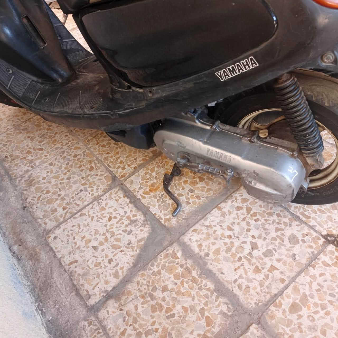 ياماها 60  نضيفه المحرك نضيف دراجه حلوه عوزها بس سلف
210 بيها مجال 

رقم راعيها ***********
