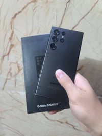 جالاكسي S23 ألترا • ٢٥٦ • رمشة خفيفة