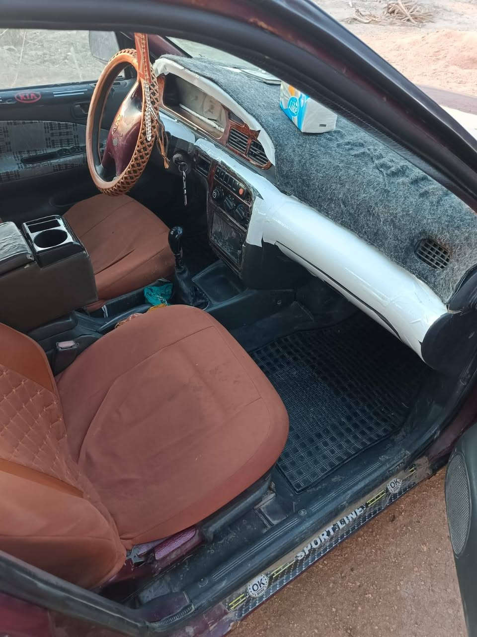 سلام عليكم خوان عندي هاي كيه سيفيه موديل 95سياره جاهزه وكامله يه نقص مابيه صبق حزام كير عادي سياره حلوه مال جناي بسمي تحويل ثاني يوم سعر 37 وبيه مجال مكاني بغداد المحموديه *********** //***********
