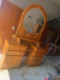 ميز تواليت • تسريحة • مرايا غرفة نوم • ديكور غرف نوم • ميز تواليت حديث...