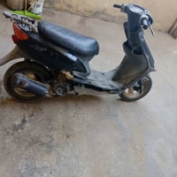 دراجة للبيع (طافيه)  بيها مكينه جديدة السعر 120 وبيها مجال 07718697923