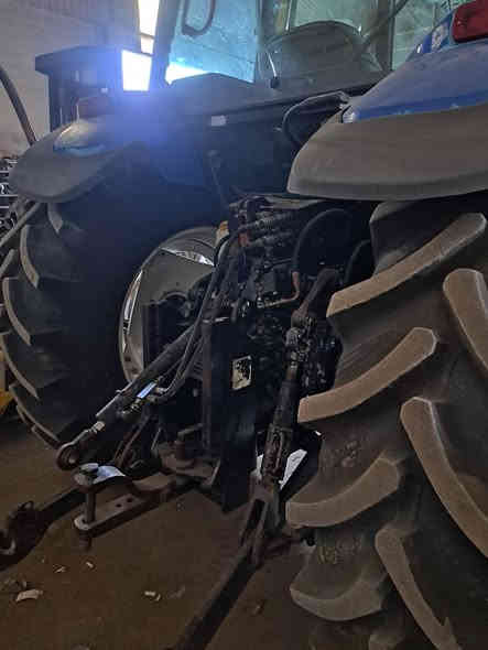 نيوهولند حجم 125فول عادي موديل 2002رقم اربيل ***********
