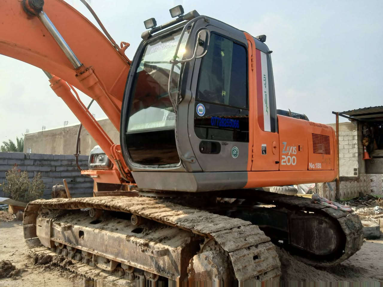 السلام عليكم حفاره البيع زت عادي 2004جاهزه***********
