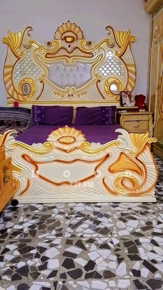 غرفة للبيع
***********
