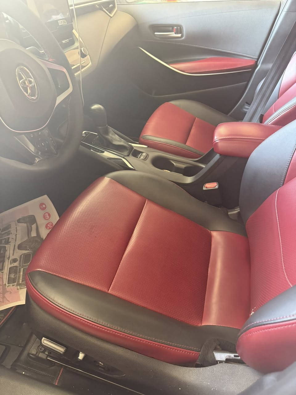 سلام عليكم كورلا هايبرد  بيع موديل 2024 سياره بسمي مقفواله اي شي 23 مليون ***********
