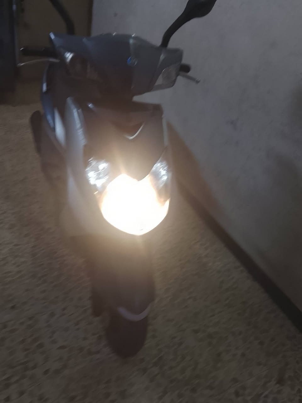 سكنس فحل نوزل سكليتر خطين كله مختمه ختم واحد كله شغاله اي نقص مابيه نضافه فول دراجه جديدة لوك السعر ٧٢٥ بغداد المشتل ***********
