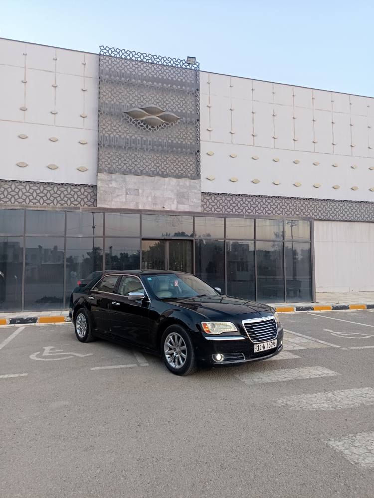 كلايسلر أوباما موديل 2013 حادثها سرقه قطع تبديل 
مكينه كير جديد رقم دولي جديد *********** النجف, العراق
