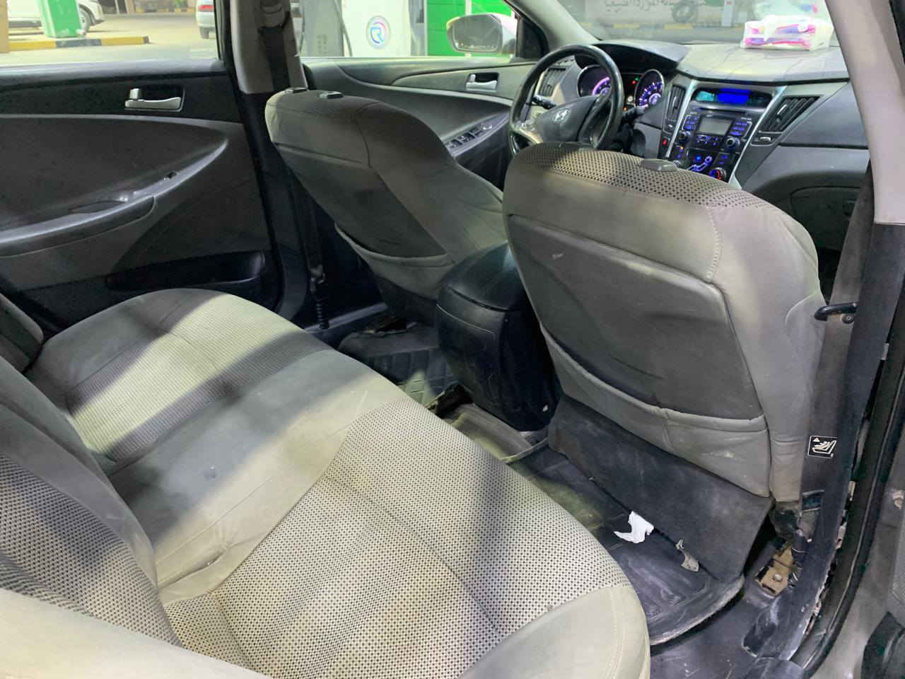 السلام عليكم
سوناتا. امربكي ١١ 
سياره جاهزه مجهزه من كلشي
بسمي تحويل ثاني يوم سنويه جديده ل ٣٠
سياره مال شغل ع باب الله
تبريد ثلج تدفئه شغاله 
علما ان السياره بيه تجيه ع صفحه 
السعر ٧٠ وبيه مجال كلش بسيط 
العنوان بصره  شراي يتصل ***********
