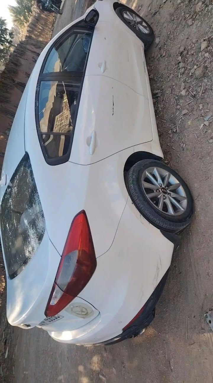 السلام عليكم
كيا سيراتو موديل 14 خليجي
بيها مكانات صبغ
مكينه 1600
هزه جديده سنويه جديده
للستفسار اتصل على الرقم *********** مامتواجد على الفيس مكلف بالنشر مكان بابل سياحي
