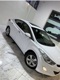 النترا • ٢٠١٣ • فتحة سقف