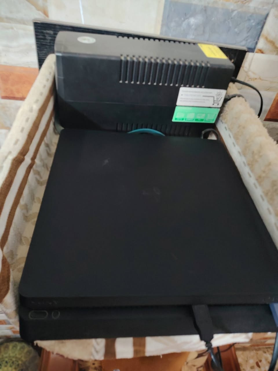 السلام عليكم بلي نضيف مامفتوح جهاز كامل نظافة تسعين بالمية سعر ٢٥٠ قفل
مكان تقاطع النهروان مقابيل قرية نفطية رقم الهاتف ***********
