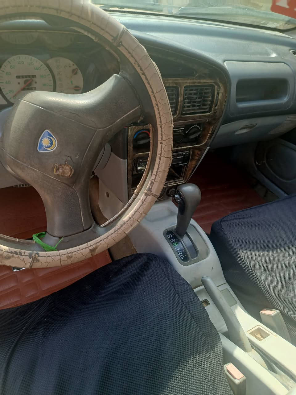 برونون موديل 2004 مكفوله من ضربه محرك وكير تمام حداده وره وكدام جديده سعر/ 40/بابل  القضاء القاسم المقدس ***********
