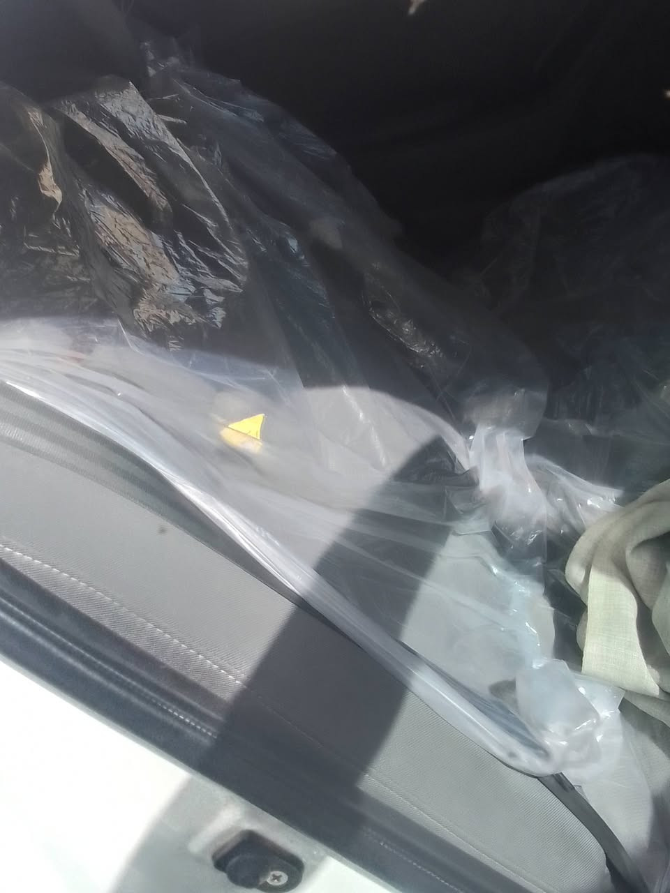 كيا سيراتو خليجي
سياره كفاله عامه كير ومحرك بس شوي 
بيها كرتات 
مري شفط
اشاير بل مري
تبريد ثلج وتدفئه
السياره نضيفه بشكل 
شغل واخذ
السعر 140
الاستفسار ***********
