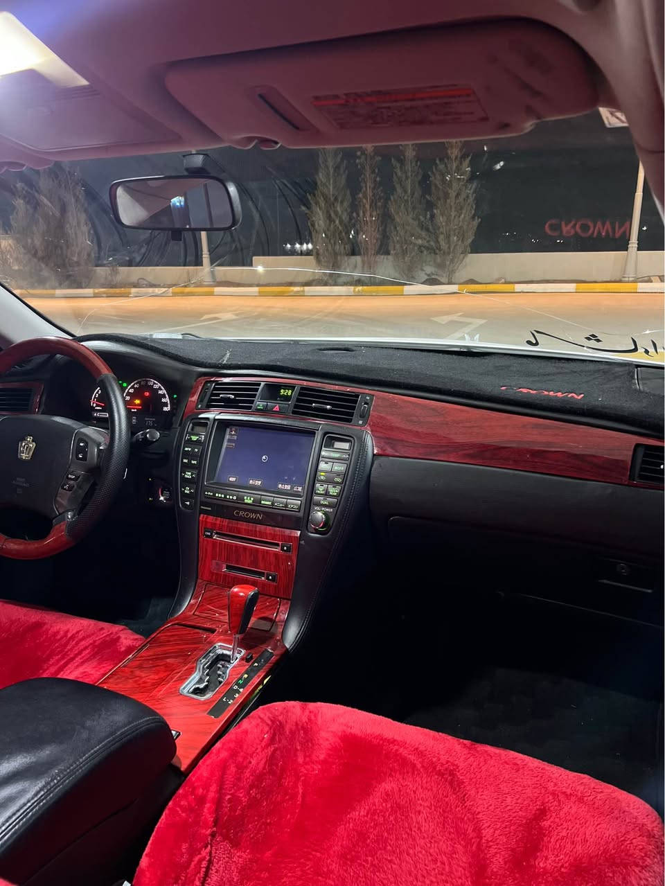 تویتا کراون شاهینە بڕاوە بڕاوە
سەیارەکە بڕاوەیە بەڵام لە ساخیک جوانترە
مۆدیل ٢٠٠٥ بەسمە ڕەش بۆ فرۆشتن
شانسی ١٨٠ گیڕو مەکینە بچوک 
بی دوکەڵ
مەڕخوبی بازاڕ
سعری تەنها ٥٠گەڵا 💵
ژ.م***********
مواسەفاتی ٣دوگمە شاشە
٥بەسمە  بەسمەکانی دەرگاکانی هەموو ئیشەکات پیشو دوا بەسمەی بەرمەجە کراوە
فۆڕمیکا سور بیلادی  درزیشی نیە
٤تایەو ویلی دینگەی نەوتی سفر سفر
کامل جایز کراوە جامی پیشو دوای هەڵگیراوە
بریکی بەسراوە
تەبریدی بەسراوە
تەقەو ڕەقەی نیە 
٢٥٠مەسرەفی نیە
هەموو گیانی بەشەرت
دەعمو لیدراو بەشەرت
سەقفی بۆیاخی نیە بەشەرت✅
هەموو گیانی بەشەرت ١٠٠فیتەر
شوین قەزای دوکان
سعری ٥٠گەڵا کەمیک مەجال
ژ.م*********** دخان, السليمانية
