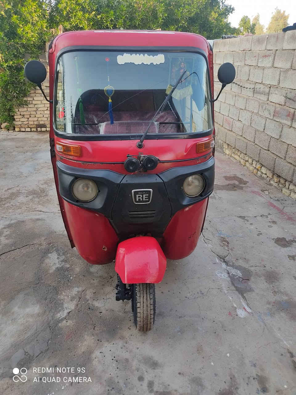 سلام عليكم تكتك للبيع موديل 2017بدون رقم سعرهاا 3500وبيها مجال للشراي الاتصال على الرقم ***********
