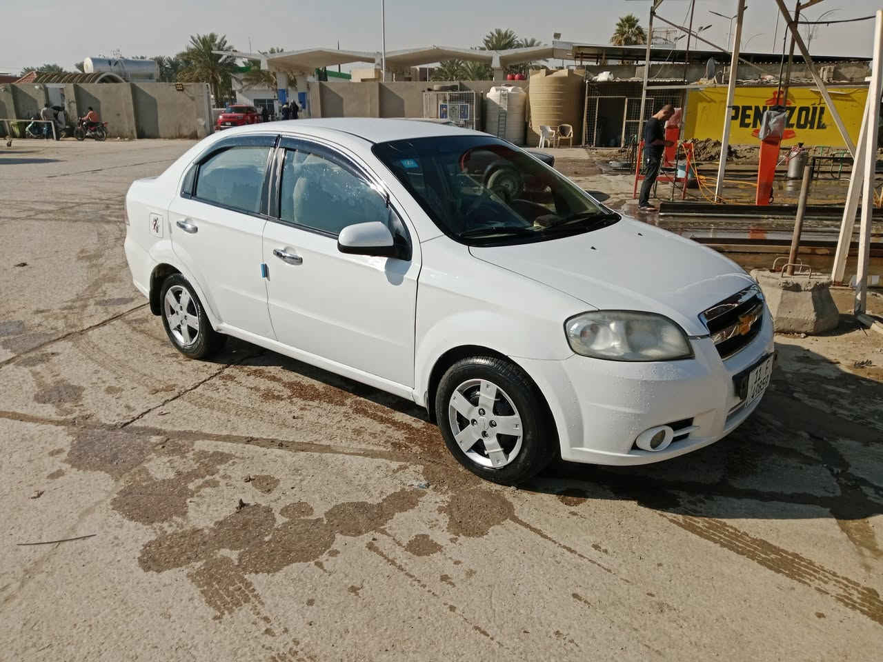 السلام عليكم للبيع افيو موديل 2011 سياره جاهزة كير مكينه تبريد حداديه كله جاهزة سنويه جديده مكفولة من الضربه بيه صبغ مكانين بسيط فول اوتوماتيك مكانه حله السعر 74 الاتصال ***********
