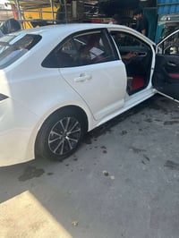 كورلا هايبرد وارد صيني ماشيه ٤٣ الف بيها ضربه بهلال الجاملغ الخلفي وبي...