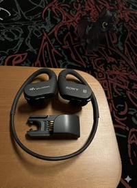 سوني • ذاكرة ٤ جيجا • ضد المي