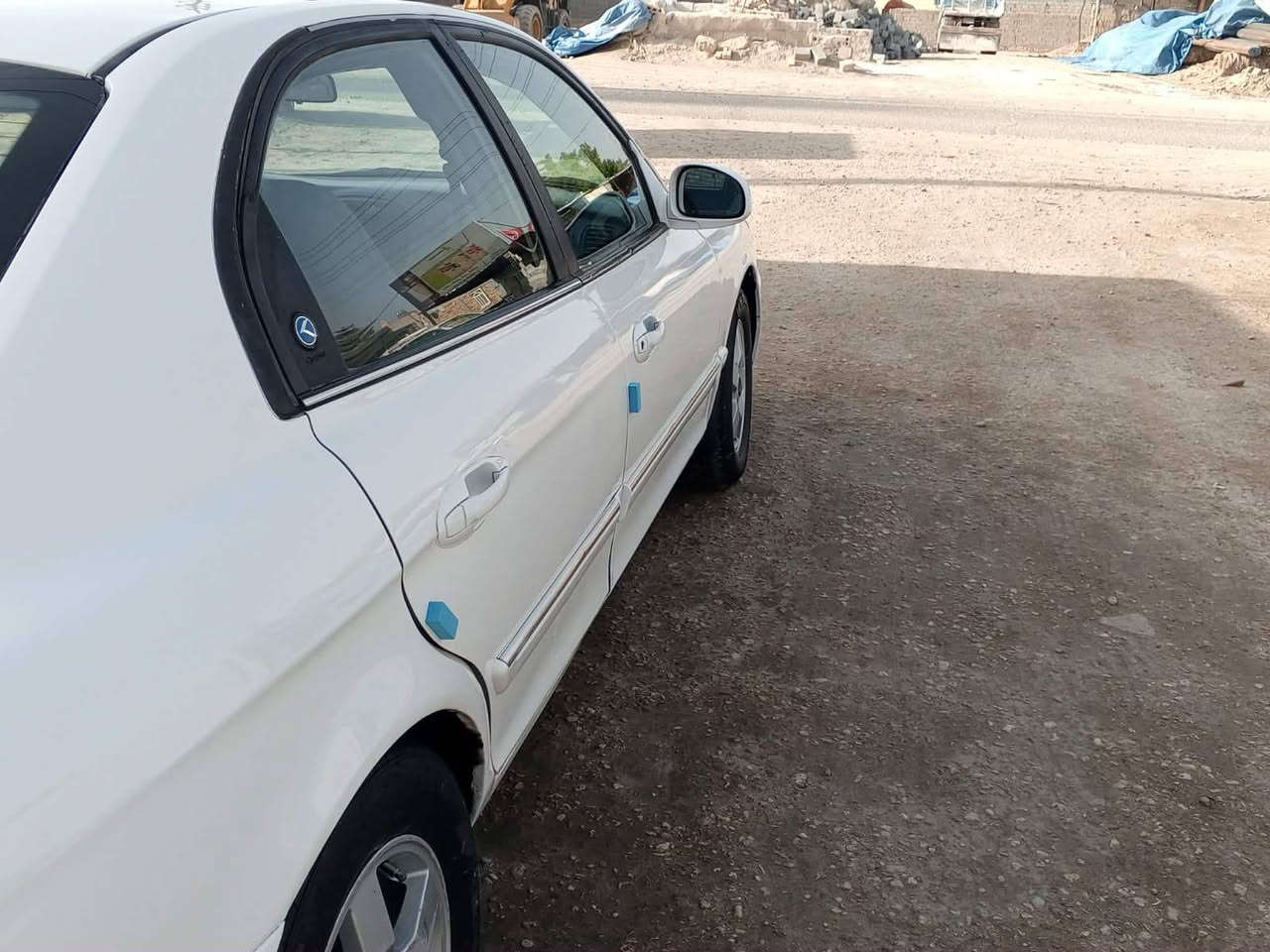 السلام عليكم من رخصة الادمن المحترم اوبتمه موديل2006السياره جاهزه من كلشي مكينه وكير جدد حويه.حجم المكين 2000اربعه اسلندر  كهربائيّة كلها عله وضع الشركه تخم تاير جديد باتري جديد غرفه درجة اولى صبغ احزام فرن درجة اولى اثر جراد  جاهز  من كلشي   رقم انكليزي دولي ابسمي سنويه مشروع وطني    الستفسار مكان بابل مركز المدينه  ***********.       السعر 64 وبيه مجال
