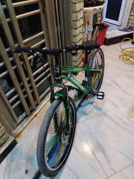 السلام عليكم ياباني اصلي مال سباق السعر 125 /***********
