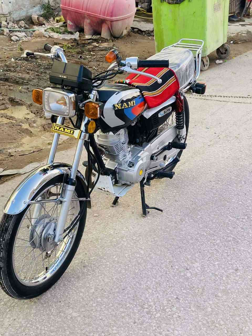 سلام عليكم دراجه اربعه قير كلك مقفوله كفاله عامه من السرقه سعر 500 ***********
