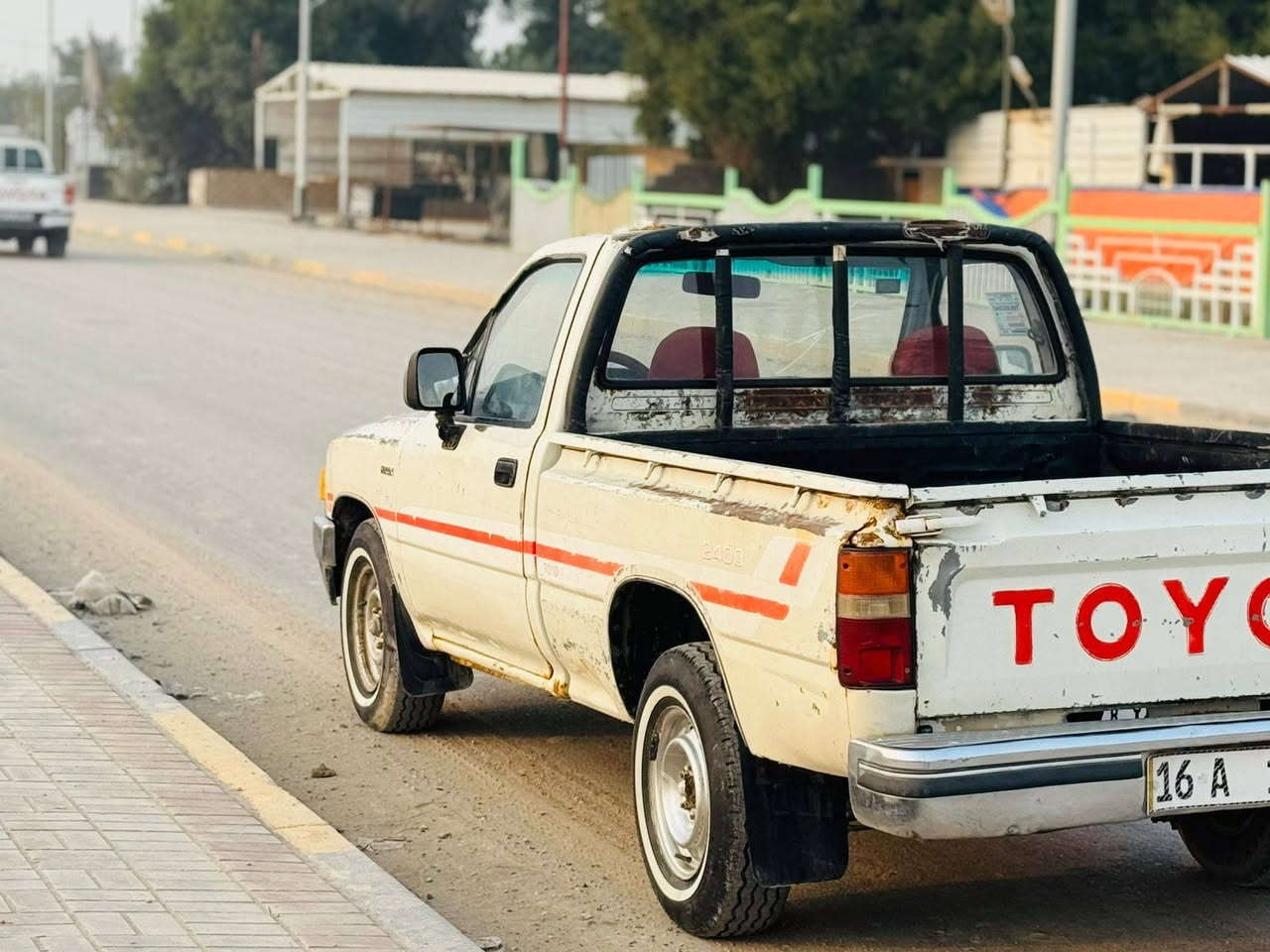 السلام عليكم
بيكم تيوته لبيع
مديل ٨٩
سياره بلاد عله وضع الشركه 
مكينه كروسيده 
حداديه مكفوله 
تخم تاير 
رقم قادسيه نكليزي
بسمي
السعر ٤٨ 
الاستفسار ***********
