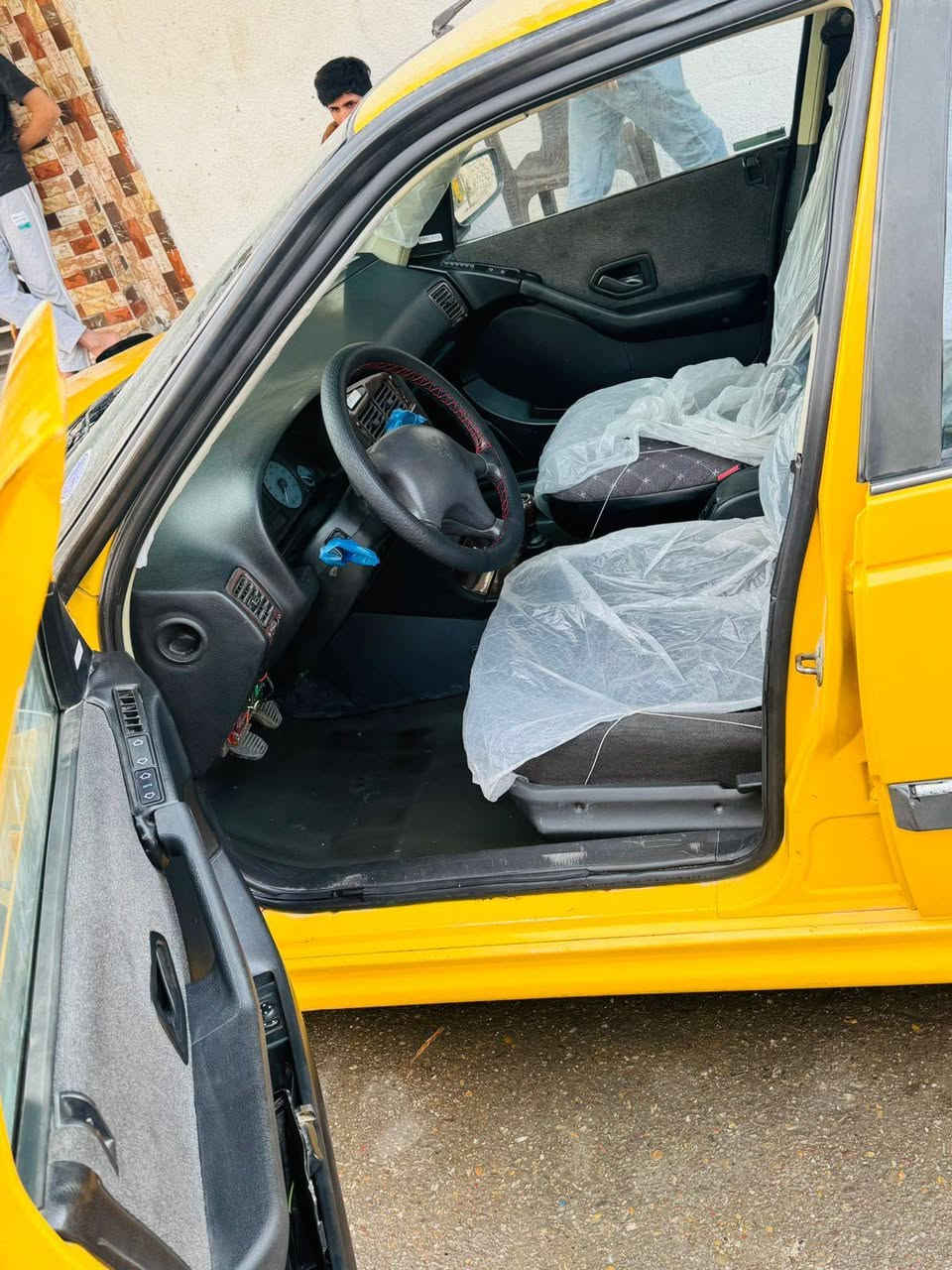 سلام عليكم بيجو بارص مديل ٢٠١٥سياره بيه معجون بل بنيد باقي سياره كفاله مكينه بجيس صدرتعبان مكاني مدينة الصدر الأورفلي ***********
