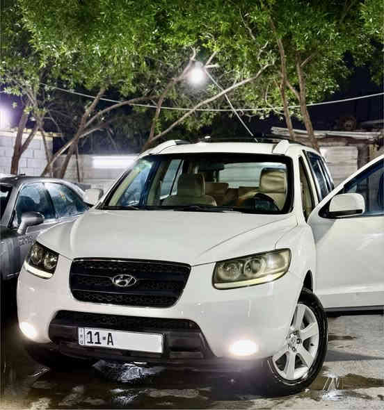 للبيع
سنتافي 2009 (خليجي مكفولة)
محرك V6 
7راكب 
فور ويل
3 قطع تبريد
تحكم جهتين 
شاشة
كامره امامية
كامره خلفية
حساسات 

*ملاحظة* 
دوشمة كشنات السيارة الاصلية فوكاهة تلبيسة الشركة يعني الدوشمة الاصلية ممفتوحه ابداً 

رقم بغداد الجديد  بأسمي
السيارة نضيفه جداً
عنواني بغداد 
 الهاتف ***********
