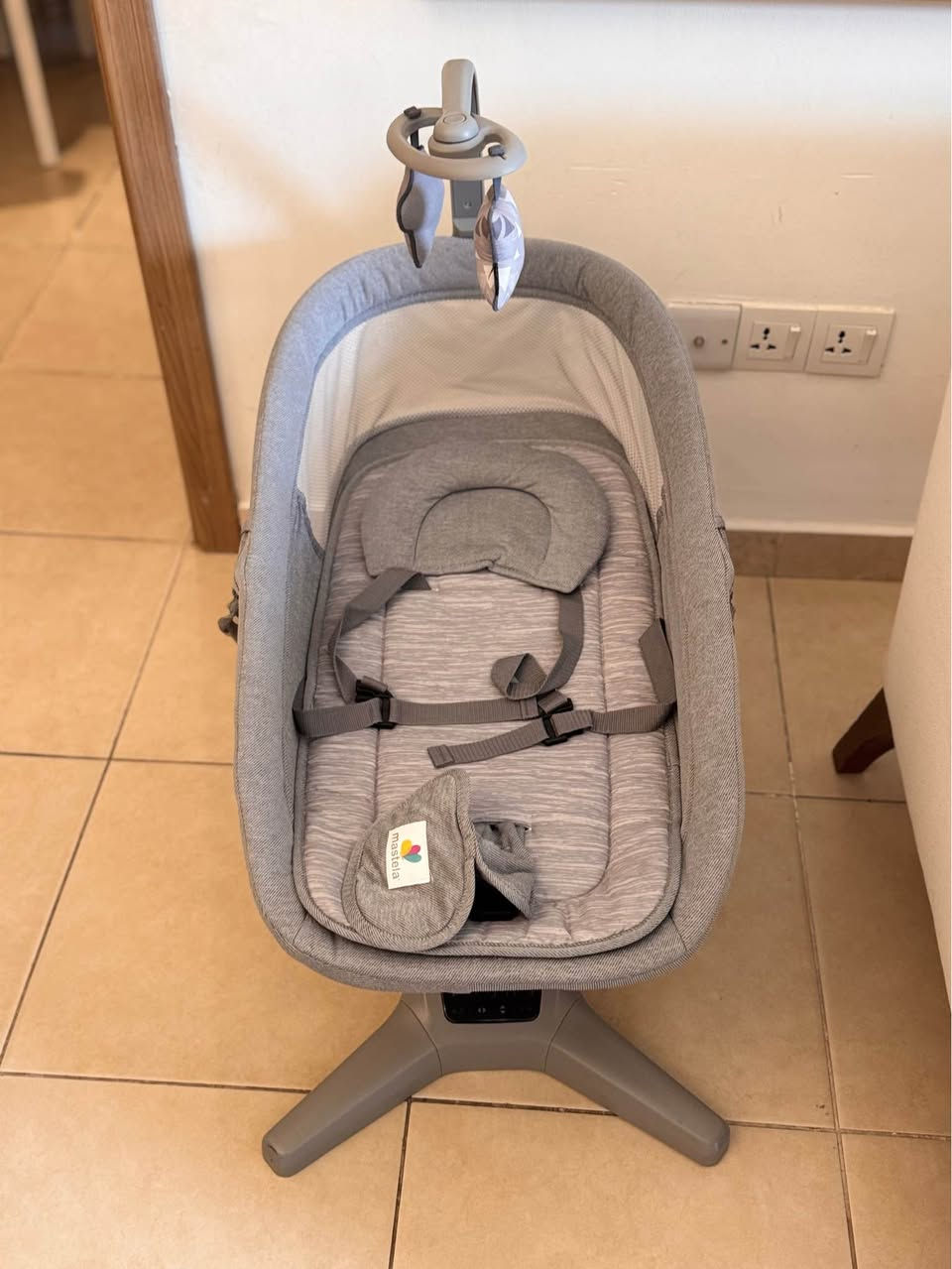 كرسي أطفال متحرك حديثي ولادة إلى عمر ٨ اشهر يصير كعدة ويصير فراش  حالة ممتازة سعر 100 الف أربيل, العراق


**إذا كنت صاحب هذا الإعلان وتريد حذفه لأي سبب، رجاءا أرسل رسالة إلى الدعم الفني**