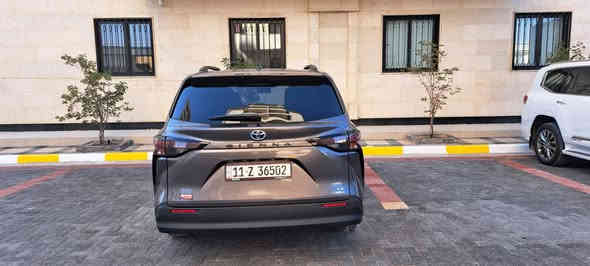 للبيع .... تويوتا سينا 2023 Le الضرر تعديل  البنيد على البارد والدعامية نفسها راجعة ... الايرباكات كلها سليمة .... شرط السيارة بدون اي قطرة صبغ  .. صورة الحادث مرفق مع الصور ممشى السيارة 70 الف كم قابل للزيادة .. مكان السيارة. .. الانبار - الفلوجة .. سعر السيارة 28500 $ وبيها مجال بسيط للتواصل ***********
