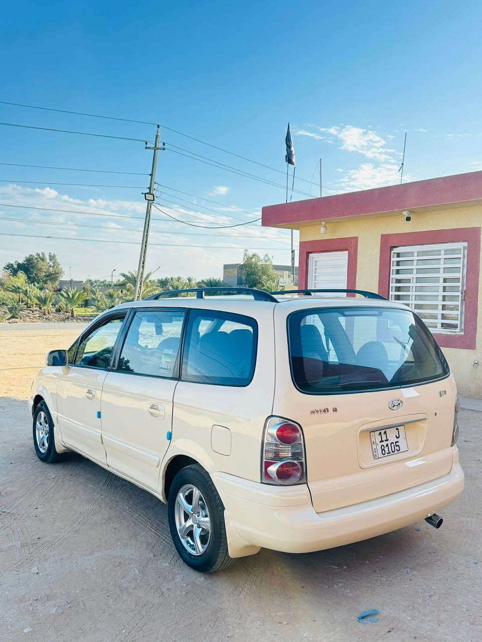 سلام عليكم رمضان كريم للبيع هونداي ترانجيت مديل 2006 بسمي رقم بغداد وارد خليجي بدون حادث صبغ عام جماليه فقط محرك كير جديد 7 راكب تبريد ثلج مابيه كل نقص السعر 78 للتواصل على رقم *********** حلة, بابل
