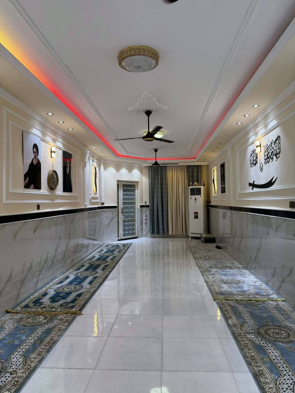 بيت للبيع 👑👑
المكان نهاية شارع 60 مقابل بيت الساده ابو حيه ركن على شارع 20 متر 

المساحه 2️⃣8️⃣0️⃣ متر 

البناء 2️⃣0️⃣1️⃣8️⃣ جديد جديد 

غرف النوم عدد5️⃣

استقبال 1️⃣3️⃣ متر 

صحيات عدد 2️⃣

السعر1️⃣3️⃣5️⃣ مليون وقابل للتفاوض 

الاتصال
 ***********
***********
