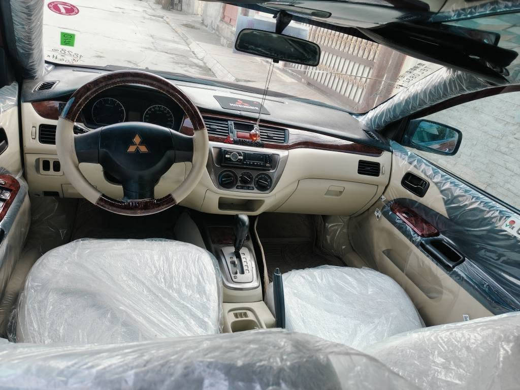 لانسه ر سپۆرت2012 مه کینه 20بیلاد ده بل گێر  فول بی سلاید  ته حویل عه سل سه نه وی پلاستیک کامل بۆیاخه بی لیدراو  بیده عم  له روبه روو جوانتره  بیچال بی شوخت ناو زه رد چوار جام کاره با تایه و ویل BBSلۆک  شاشه کاره بای لید لایت لۆک بیته قه و ره قه یه  
موشته ریت ته له فون که له خزمه تام 
سعری 54گه لاو مه عمه له یه 
***********
*********** السليمانية, العراق
