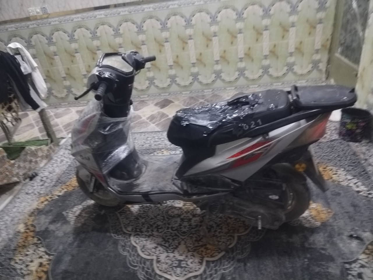 للبيع دراجة سكنس دراجة حلوة كلة شغال سلف هندر كهربائيات كلة شغال مكينة حلوة تجي تفحص وتقتنع السعر125 بيهة مجال حك الجية مكاني كربلاء حي الغدير يم الصورة للتصال *********** متواجد واتساب كذالك
