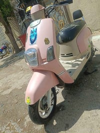 دراجه بوليس للبيع مقفوله من كل شيء سعر 700 وبيها مجال رقم 07704774809