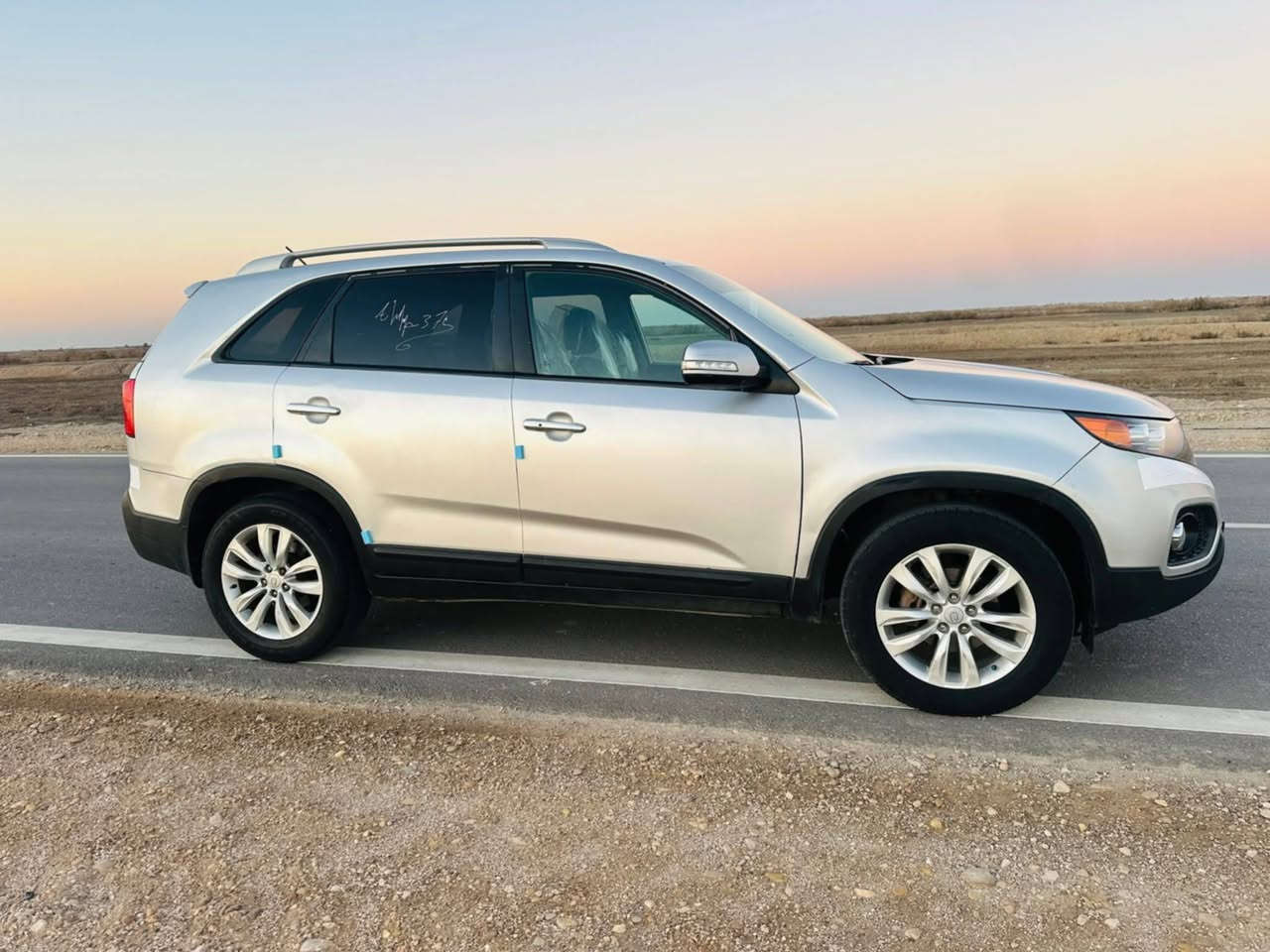 سورنتو 2013 دخول جديد كارتون
كصة جنطه متومه رقم وسنويه إنكليزي طبق الاصل شرط الحاسبه مكينه وكير كفاله حداديه جديده تخم تاير جديد تبريد ثلج تحكم استرين حساسات كامره خلفية شاشه منظومه زنون دواخل بالجيس كشنات جلد سياره جديده ماناقصة برغي 
اله حصة كاز بكل المحافظات 
السعر 56 وبيه مجال 
مكان الشطره ***********
