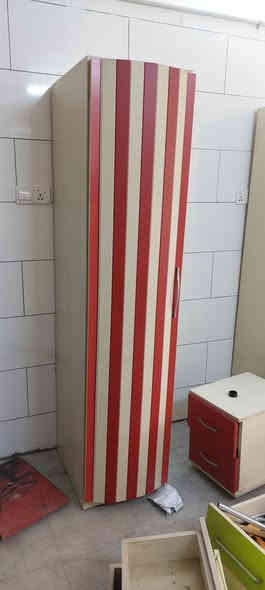 غراض بيت للبيع درجه اولى للبيع الاستفسار الاتصال ع*********** شارع سالم خلف شركه كورك قرب دائره الكهرباء
