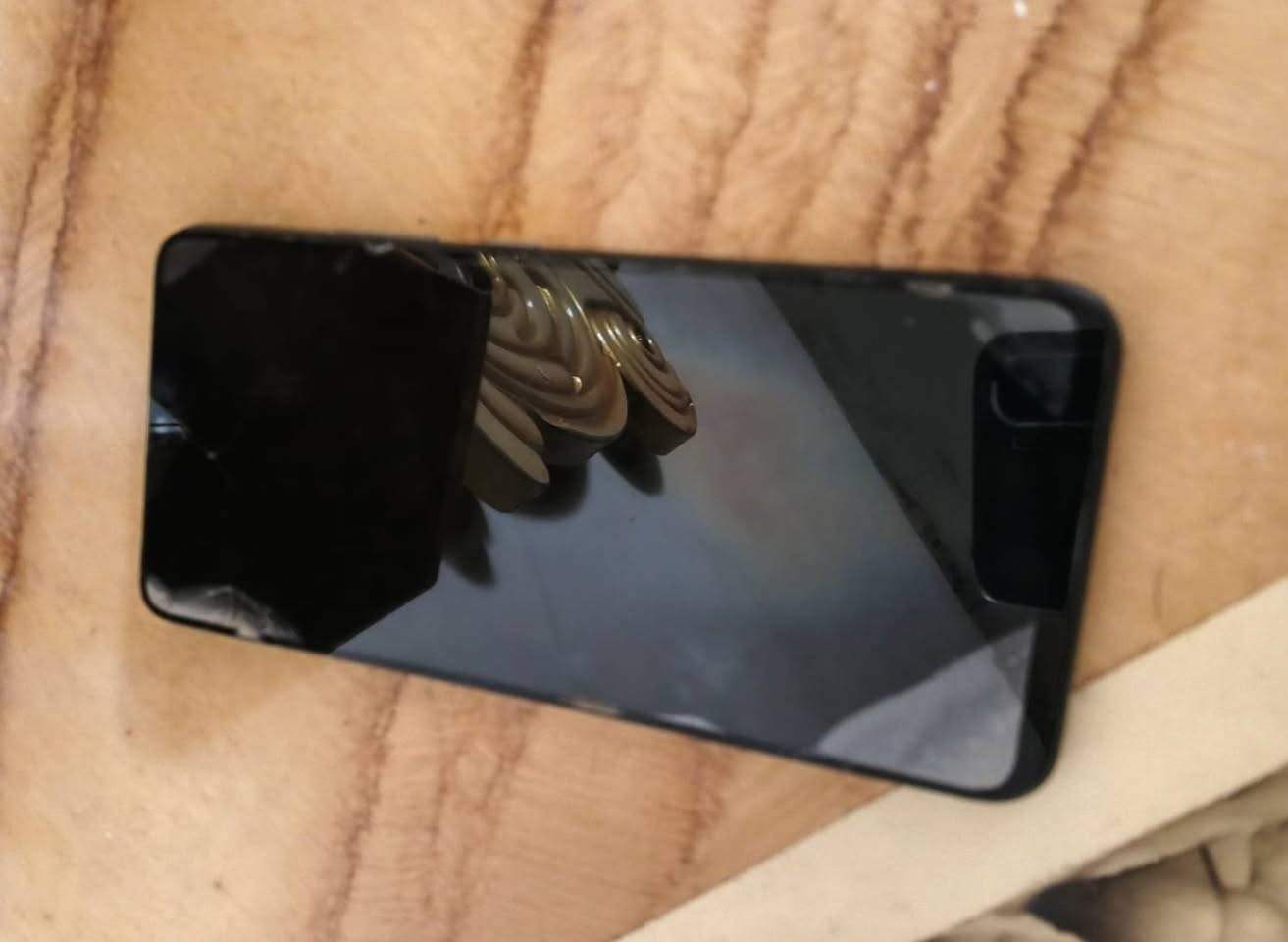 موبايل ريلمي c25yللبيع
ذاكرة 64غ
عشوائية 4غ
الكسر فقط باللزكه الشاشه سليمه تكدر تفحصها
ببجي ينطيك 60 فريم سلاسة واداء حلو
الشحن زين وشاحنته وكارتونته ويا
مكاني واسط مركز


**إذا كنت صاحب هذا الإعلان وتريد حذفه لأي سبب، رجاءا أرسل رسالة إلى الدعم الفني**