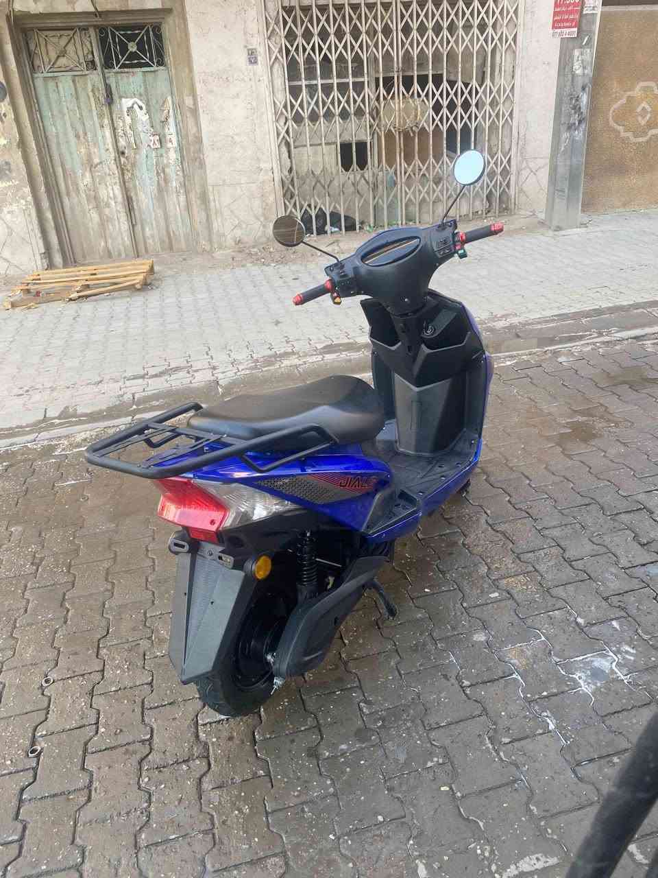 السلام عليكم شباب دراجة شحن للبيع جديدة السعر ٤٠٠وبيهة مجال المكان بغداد الحرية ***********
