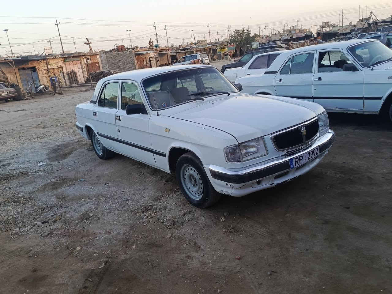 سلام عليكم فولكا للبيع ادوت كير ومكينه ثنين ونص وكسن سيدان ***********
